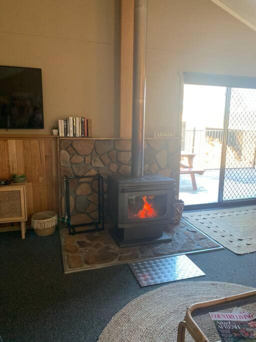 Great Lakes Wilderness Three Bedroom Home Miena Ngoại thất bức ảnh