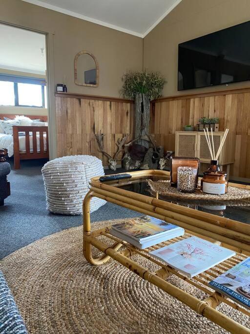 Great Lakes Wilderness Three Bedroom Home Miena Ngoại thất bức ảnh