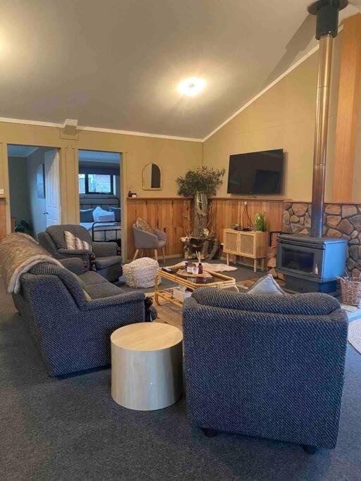 Great Lakes Wilderness Three Bedroom Home Miena Ngoại thất bức ảnh